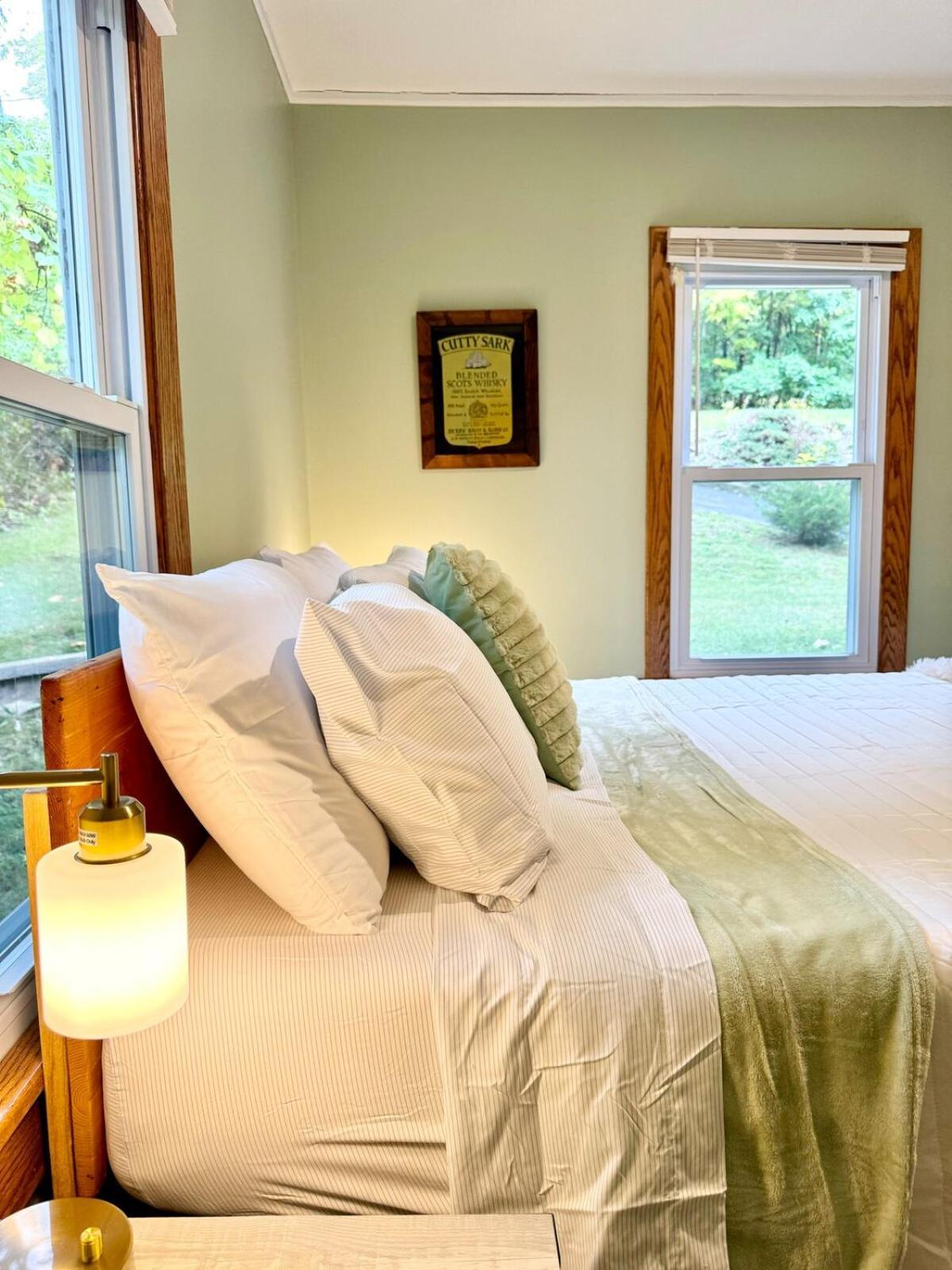 Cayuga Lake Cottage With Private Lake Access Washingtonville المظهر الخارجي الصورة